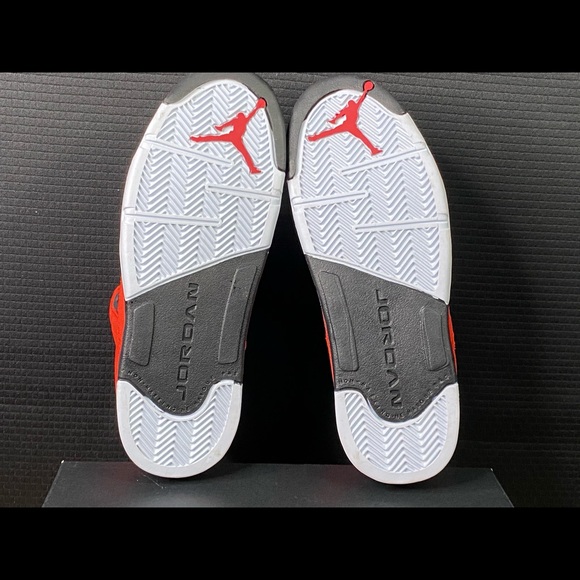 Brand New 100% Authentic Air Jordan 5 Retro - Picture 4 of 6